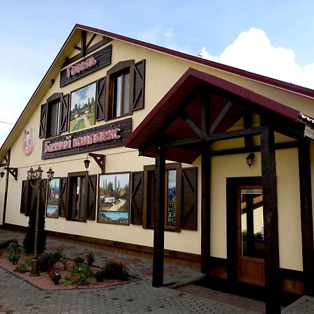 Козак Вакула Hotel Kozelets Екстериор снимка